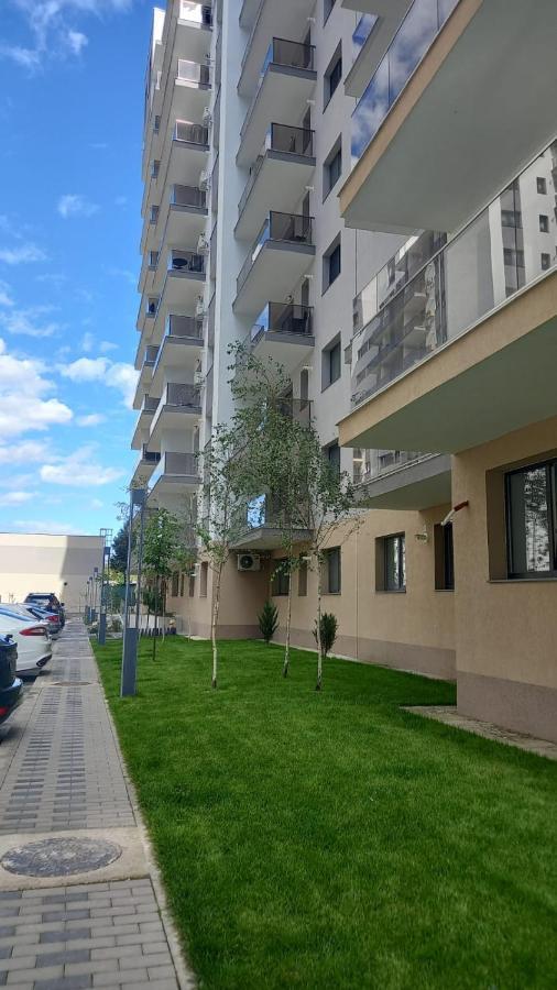 Lovely Sunrise Bucharest Exterior photo